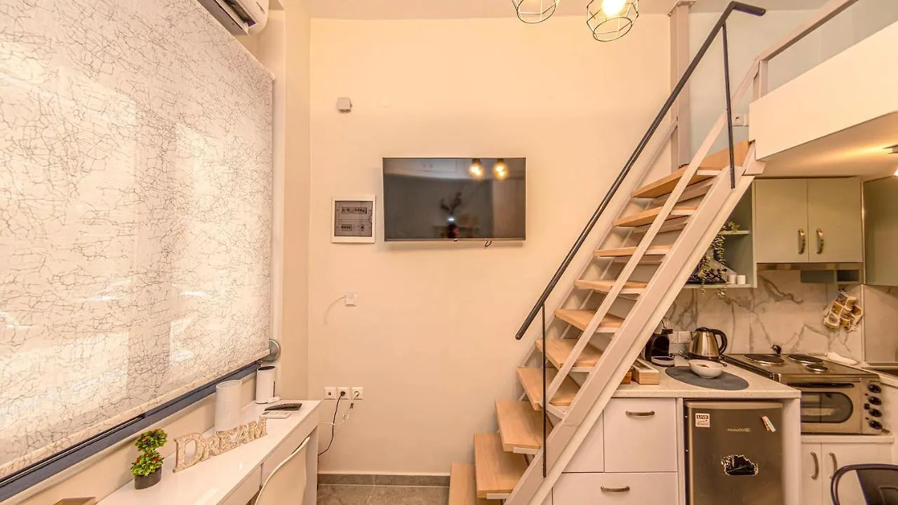 A Unique Loft Studio Apartment Thessaloniki 0*,